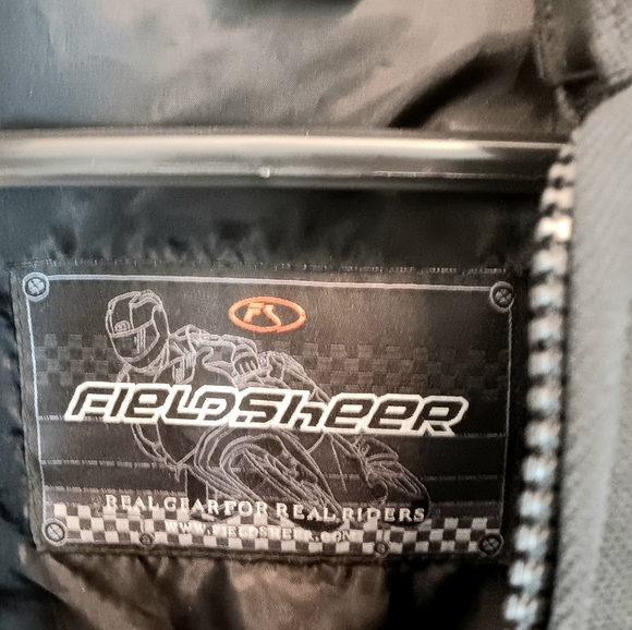 Name brand clothing for the whole family! - Picture 13 of 15